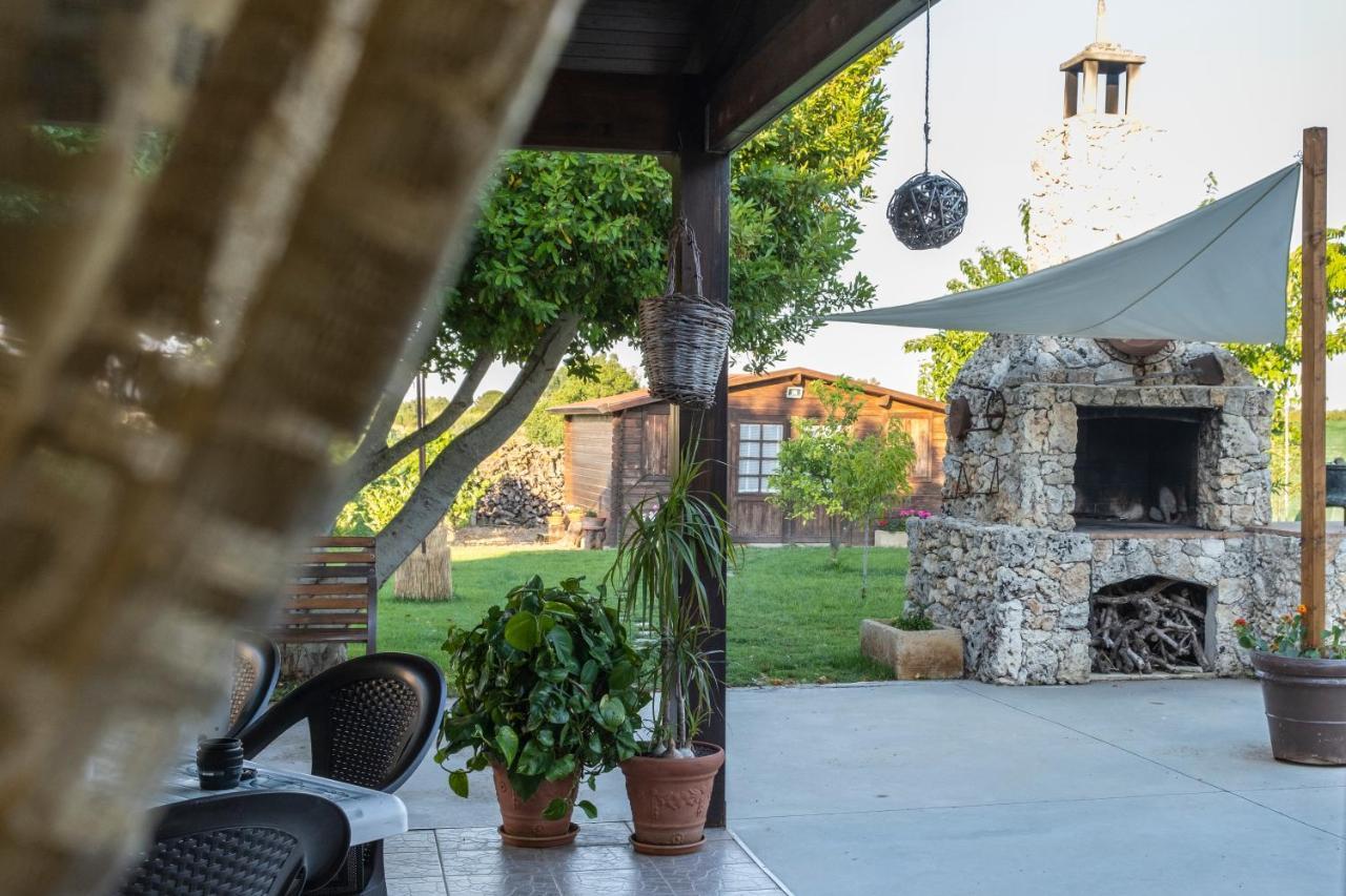 Bed and Breakfast A Lu Fanizza Cutrofiano Exterior foto